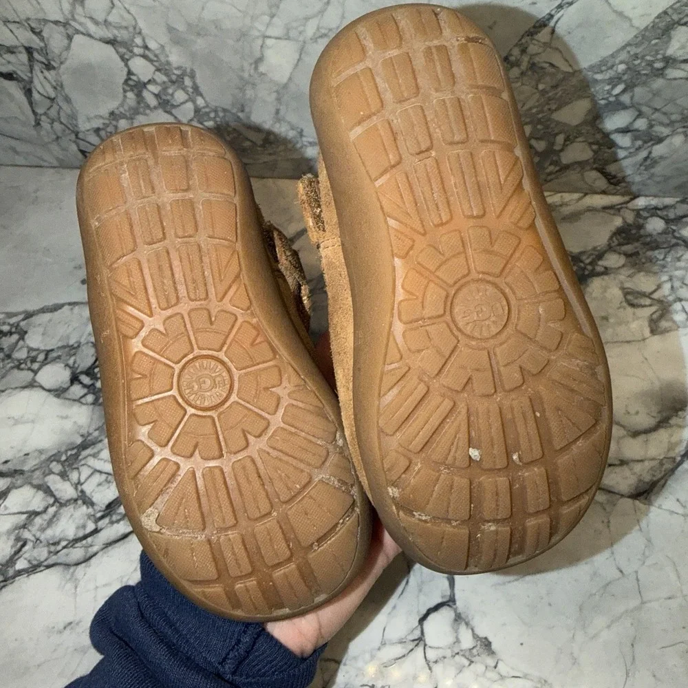 Ugg Keenan II Toddler Size 7 Chestnut Boots Pull On